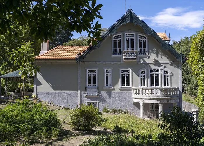 The Grove Houses